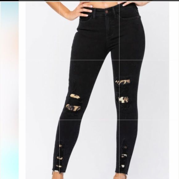 Judy Blue Denim - JUDY Blue Leopard Patch Distressed Skinny Fit Jeans